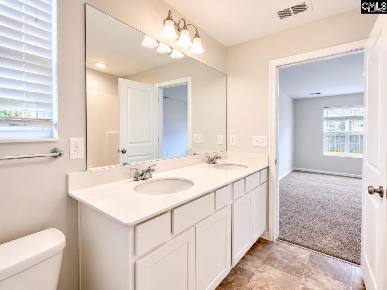 531 Moresby Way  Photo 13