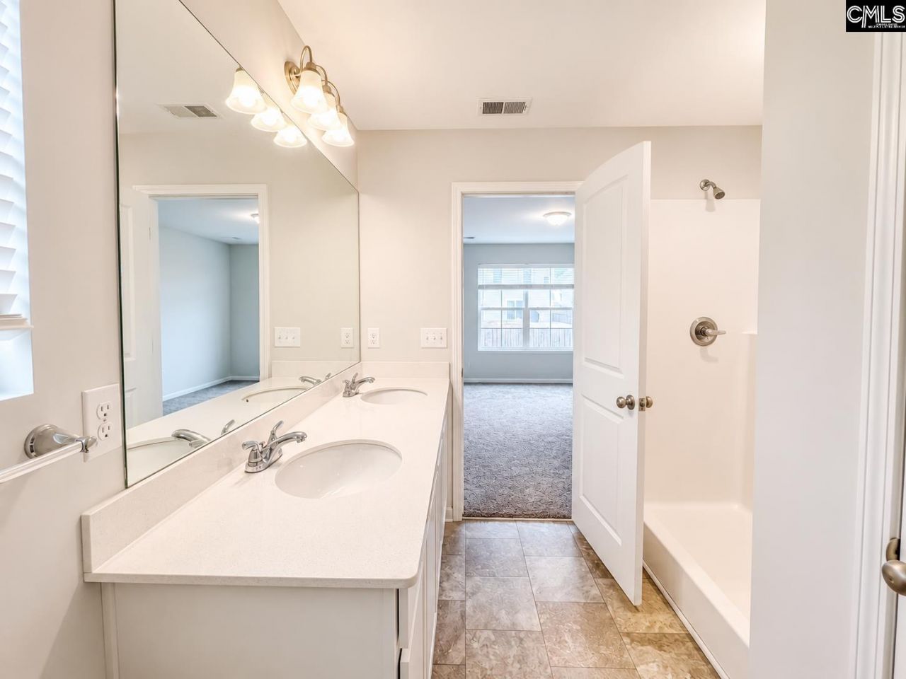 531 Moresby Way  Photo 14