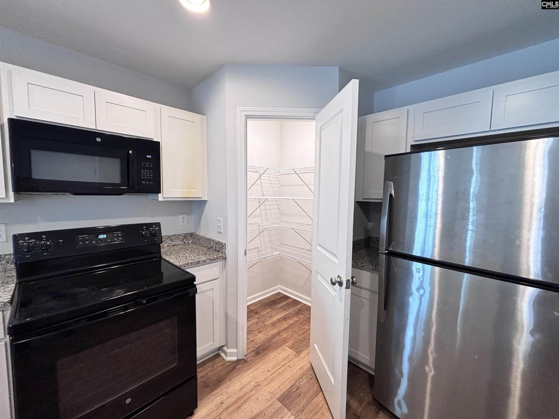 531 Moresby Way  Photo 8