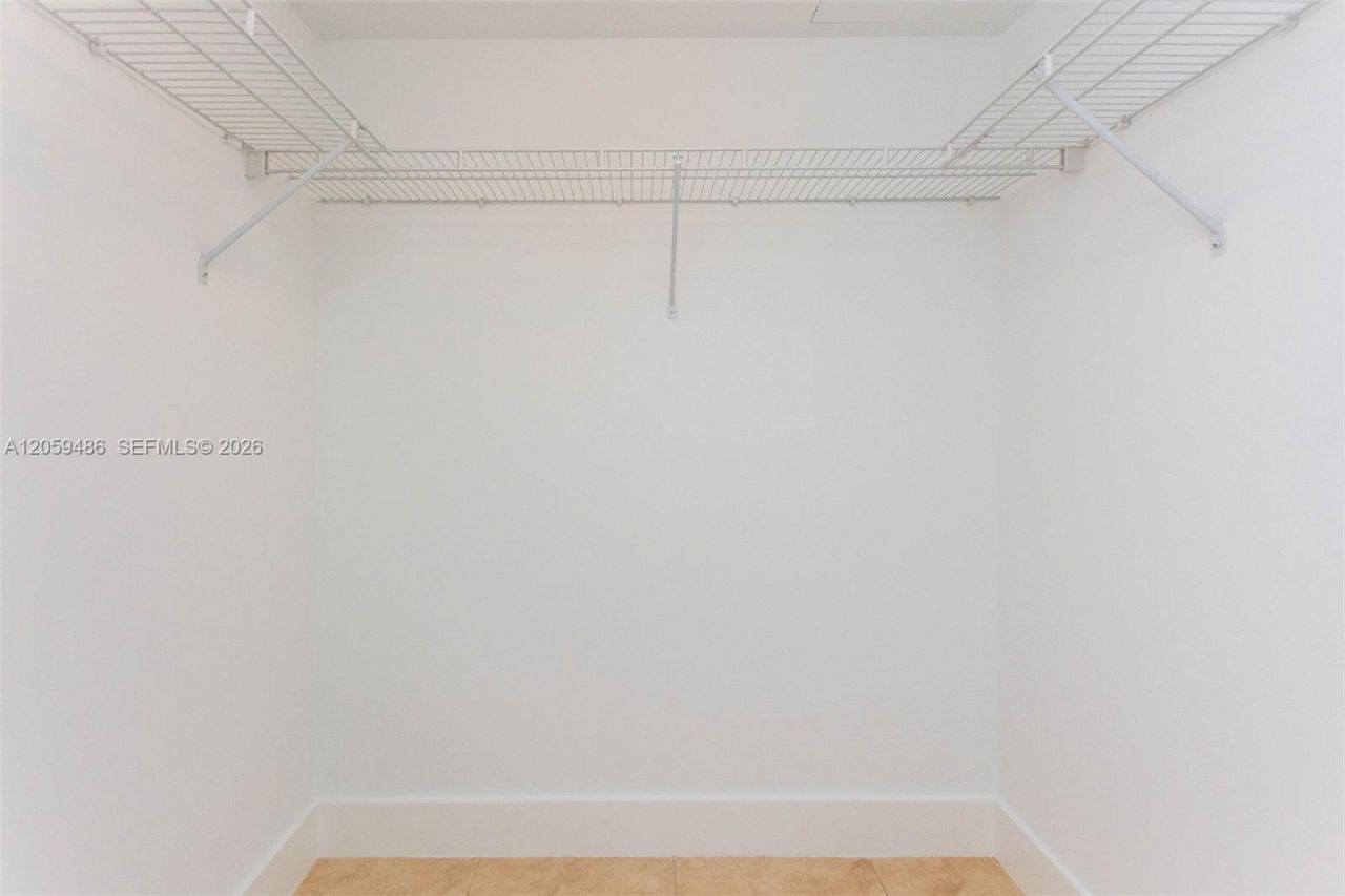 41 SE 5th St , Unit 1914, Miami, FL 33131 Photo