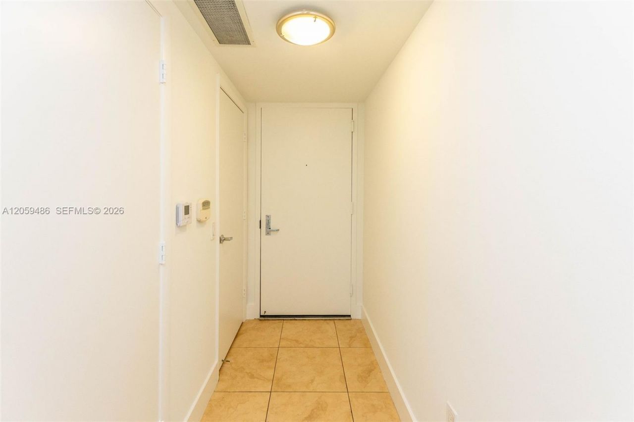 41 SE 5th St , Unit 1914, Miami, FL 33131 Photo