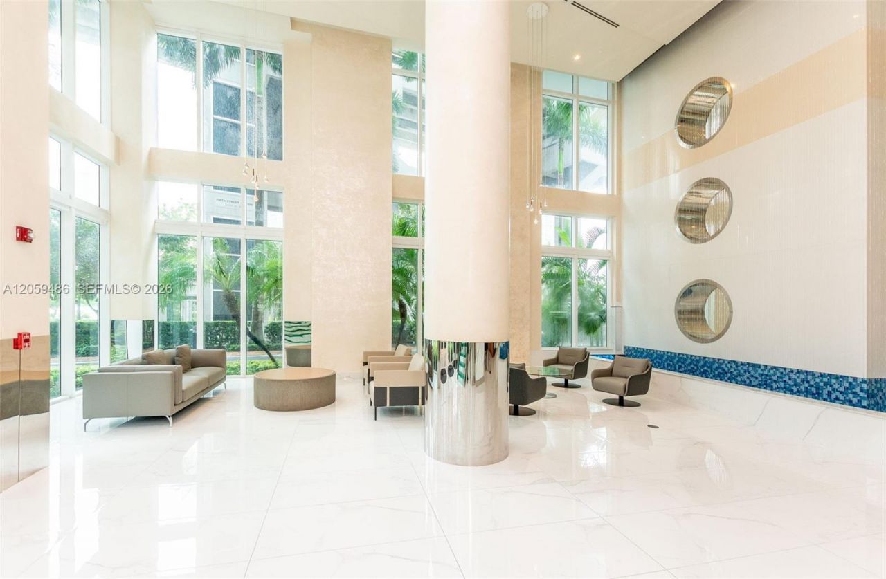 41 SE 5th St , Unit 1914, Miami, FL 33131 Photo