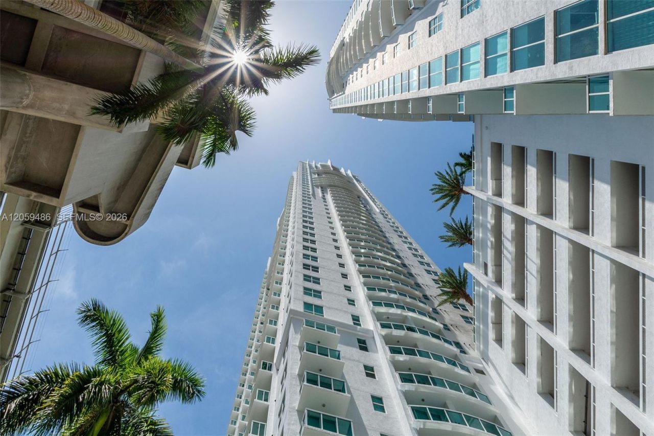 41 SE 5th St , Unit 1914, Miami, FL 33131 Photo