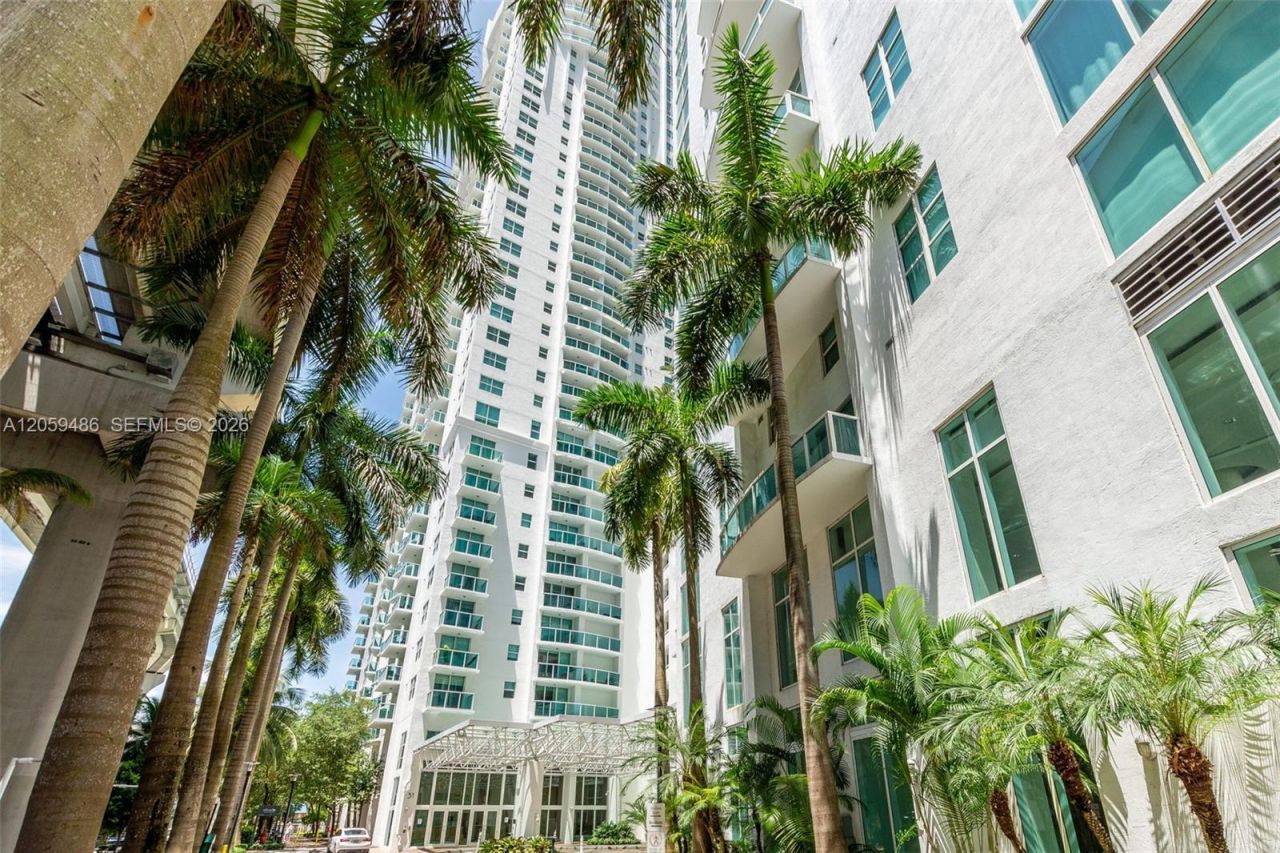41 SE 5th St , Unit 1914, Miami, FL 33131 Photo