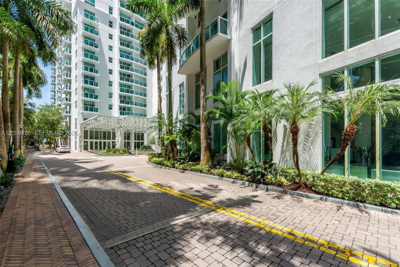 41 SE 5th St , Unit 1914, Miami, FL 33131 Photo