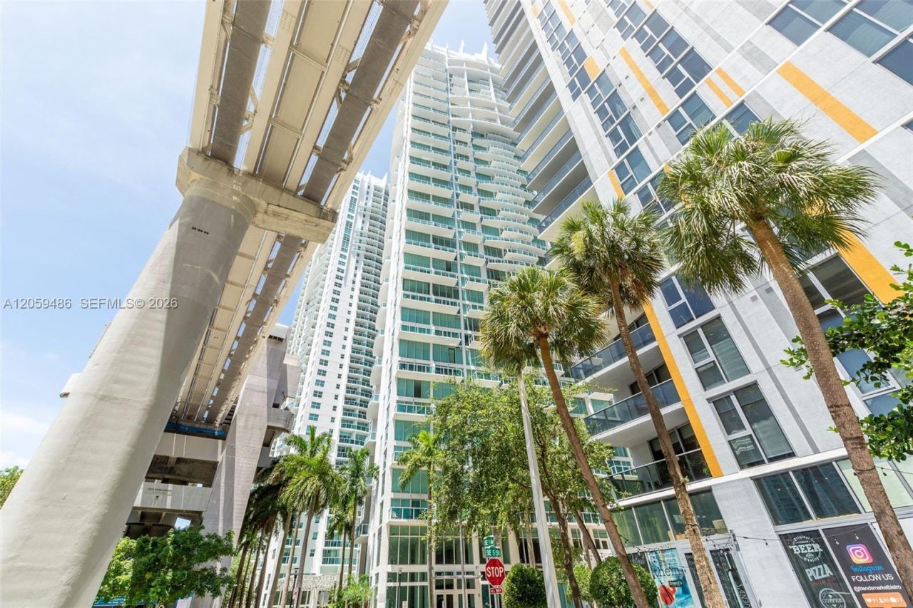 41 SE 5th St , Unit 1914, Miami, FL 33131 Photo