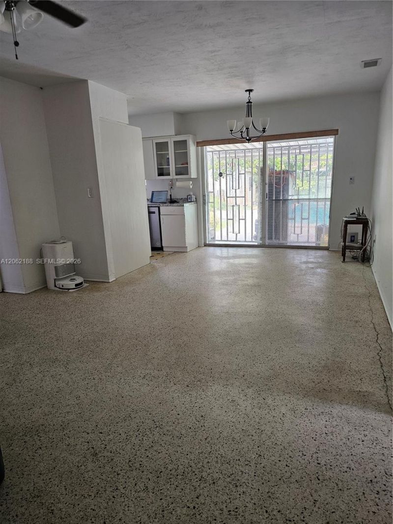 648 E 28th St , Hialeah, FL 33013 Photo