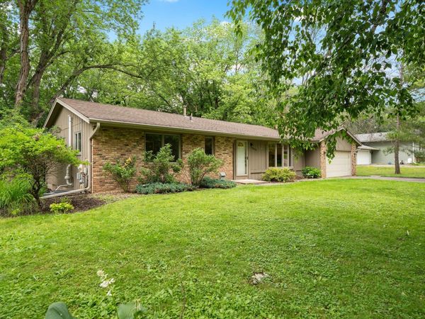 18510 25th Avenue N, Plymouth, MN 55447