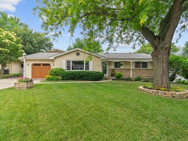 137 Atwood Drive, Mankato, MN 56001