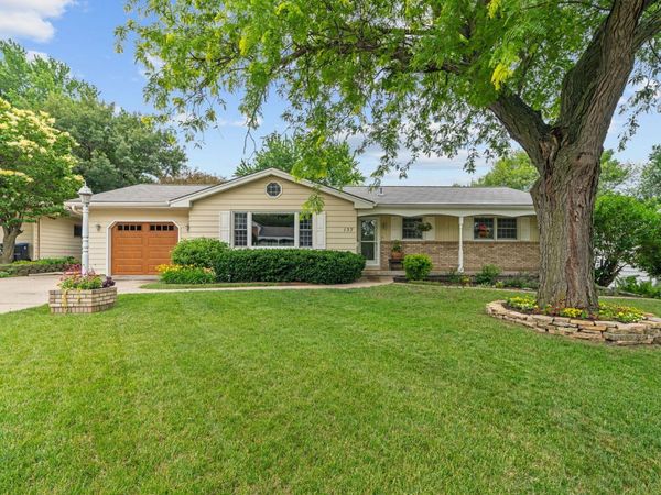 137 Atwood Drive, Mankato, MN 56001