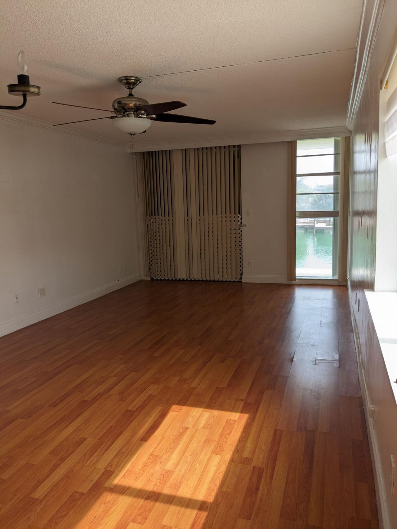 8001 N Crespi Boulevard, Unit 2C, Miami Beach, FL 33141 Photo