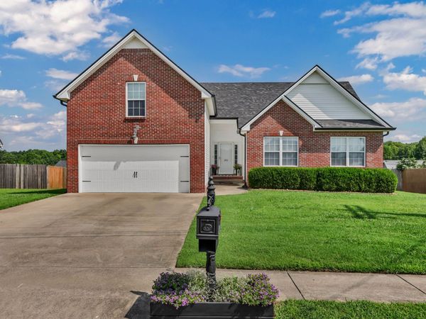 252 Harold Dr, Clarksville, TN 37040