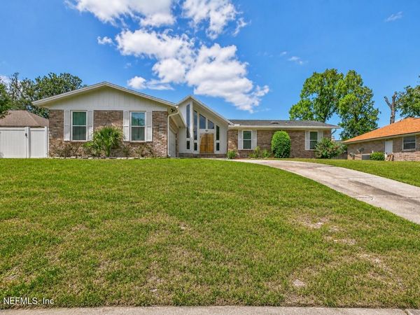 926 LONGRIDGE Court, Orange Park, FL 32065
