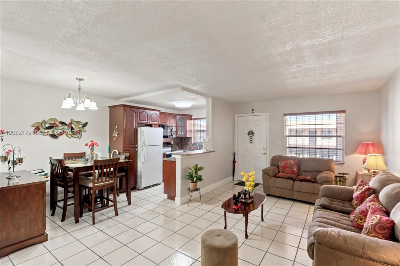 1855 W 60th St , Unit 407, Hialeah, FL 33012 Photo