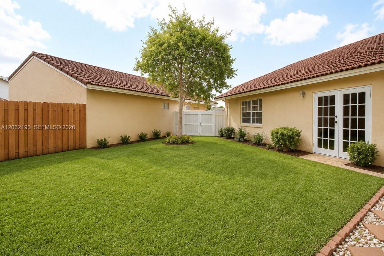7251 SW 113th Ct Cir , Miami, FL 33173 Photo