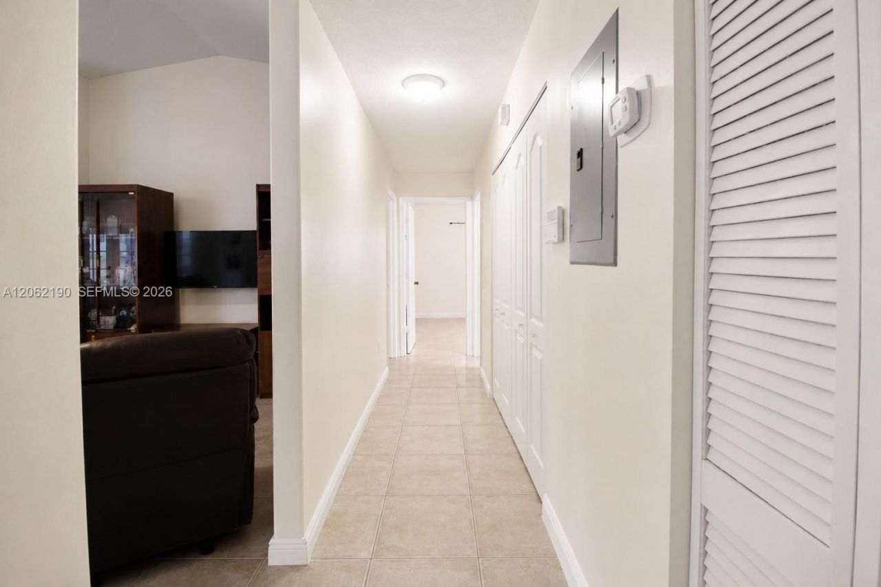 7251 SW 113th Ct Cir , Miami, FL 33173 Photo