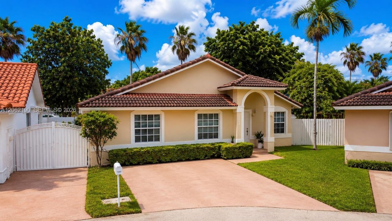 7251 SW 113th Ct Cir , Miami, FL 33173 Photo