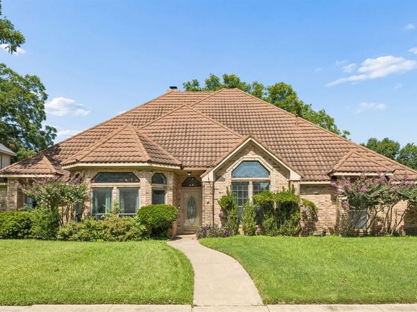 1913 Pecan Ridge Drive, Rowlett, TX 75088