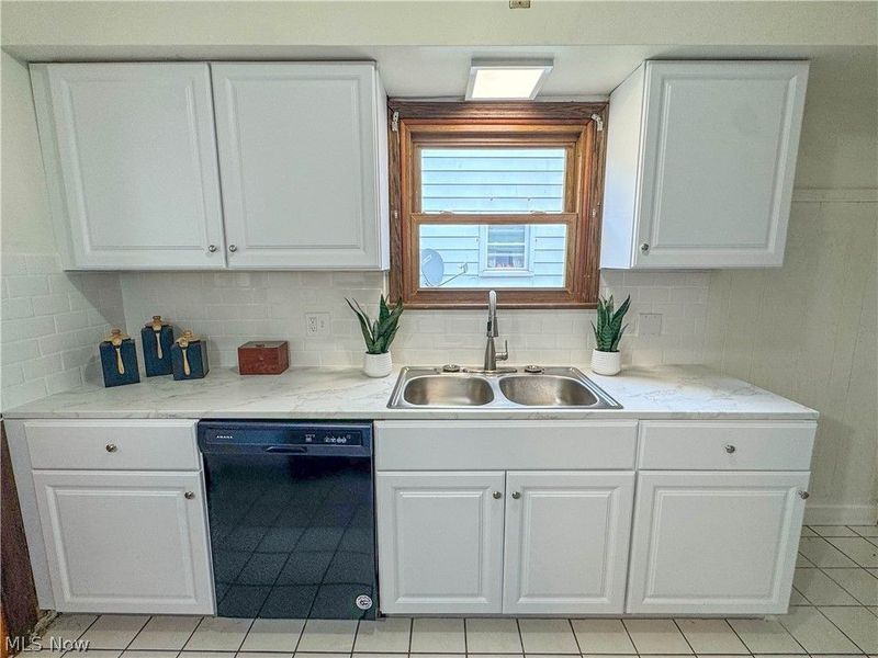 418 E Prospect Street, Girard, OH 44420 Photo 17