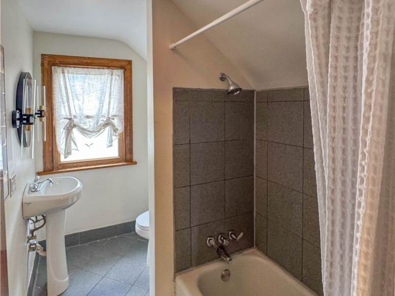 418 E Prospect Street, Girard, OH 44420 Photo 19