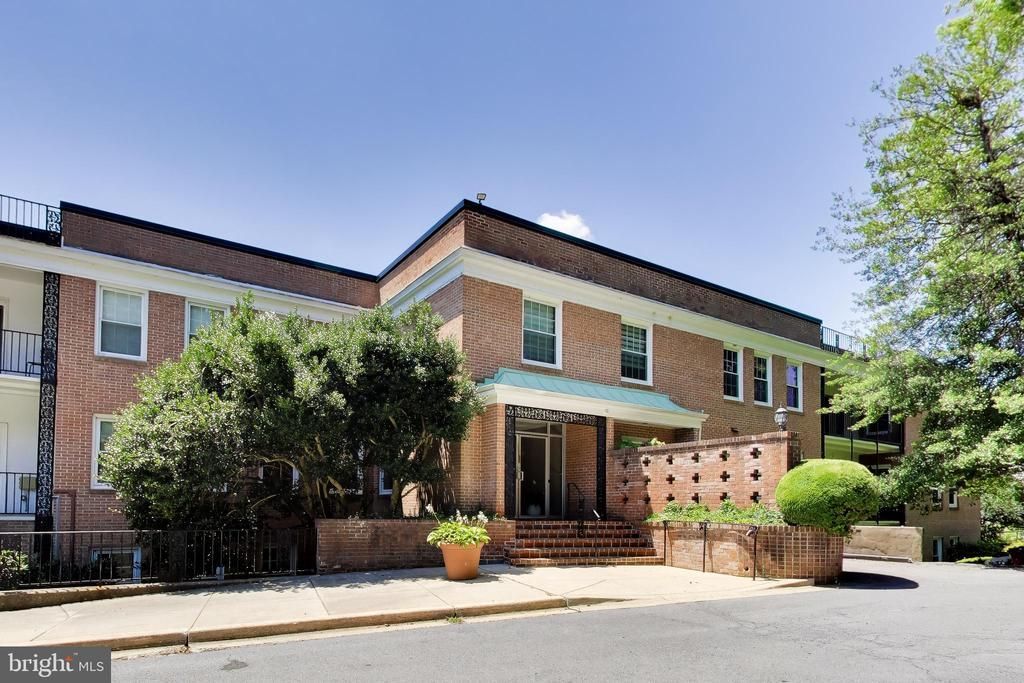 3535 CHEVY CHASE LAKE DRIVE, CHEVY CHASE, MD 20815