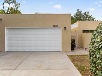 9635 Village Green Drive NE Albuquerque, NM 87111