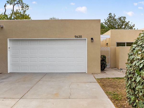 9635 Village Green Drive NE, Albuquerque, NM 87111