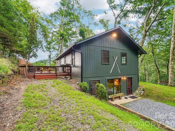 673 Chestnut Lane , Mars Hill, NC 28754