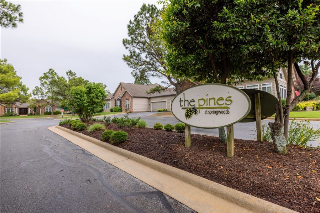 2286 W Pinehills Drive, Unit 2, Fayetteville, AR 72704 Main Photo