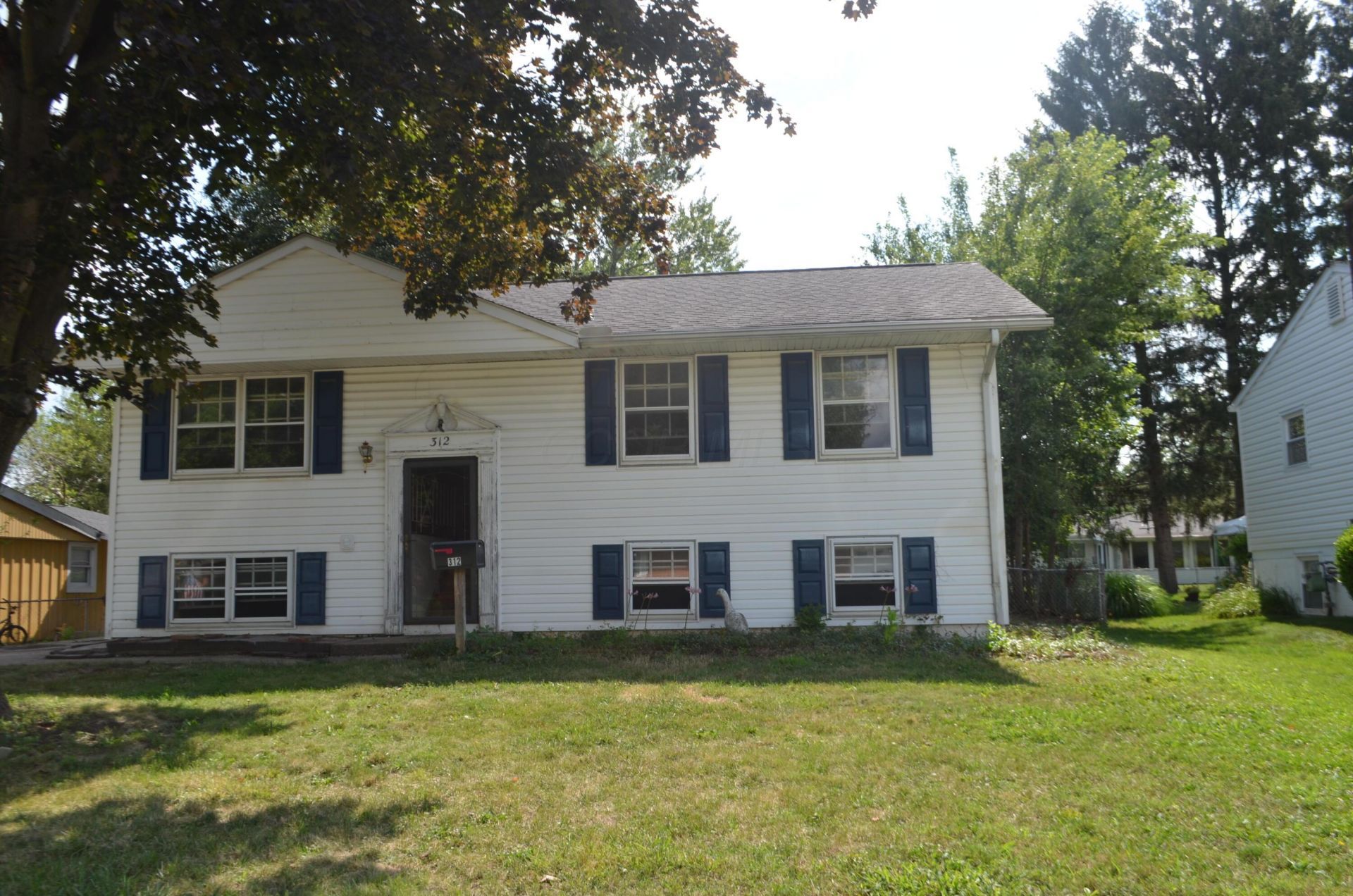 312 Avonwick Place , Gahanna, OH 43230 Main Photo