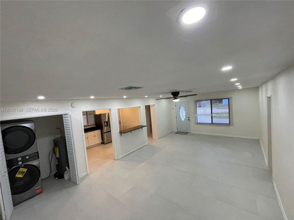 2514 NW 4th St, Pompano Beach, FL 33069