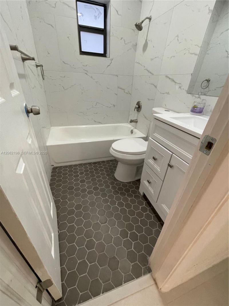 2514 NW 4th St, Pompano Beach, FL 33069 Photo