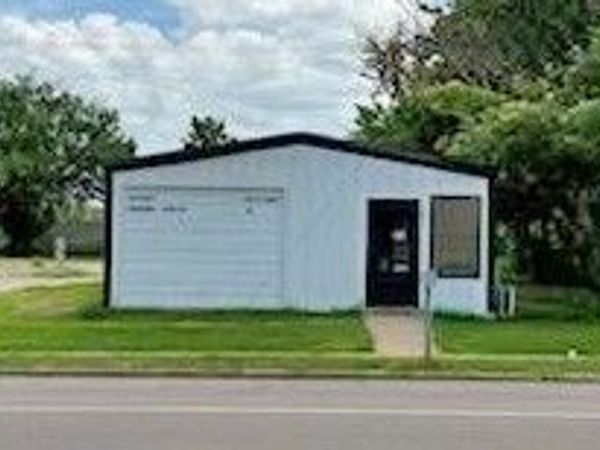 1011 US Hwy 70a Highway , Wilson, OK 73463