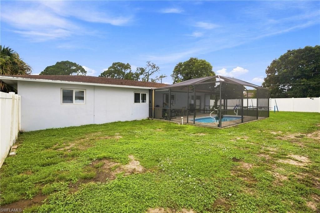 301 Hollywood St, Lehigh Acres, FL 33936 Photo