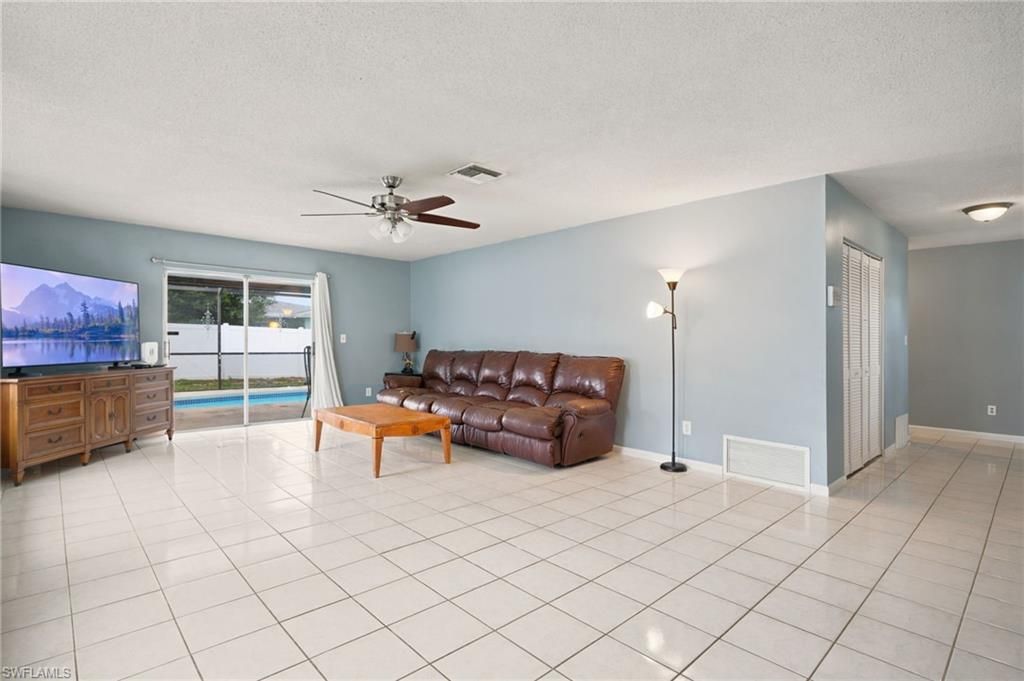 301 Hollywood St, Lehigh Acres, FL 33936 Photo