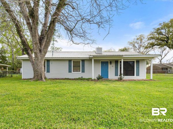 6 Morgan Circle, Bay Minette, AL 36507