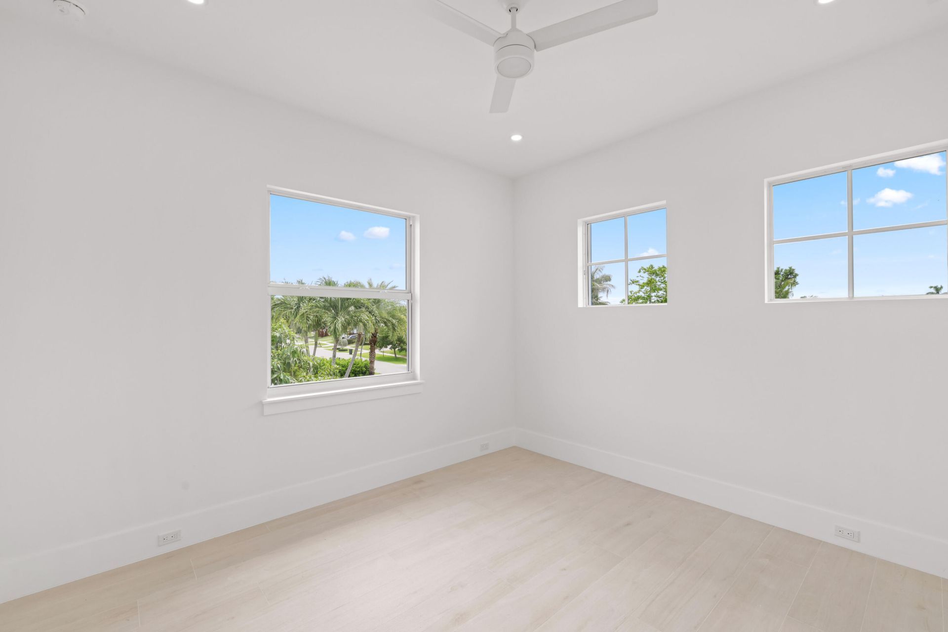 533 Driftwood Road, North Palm Beach, FL 33408 Photo