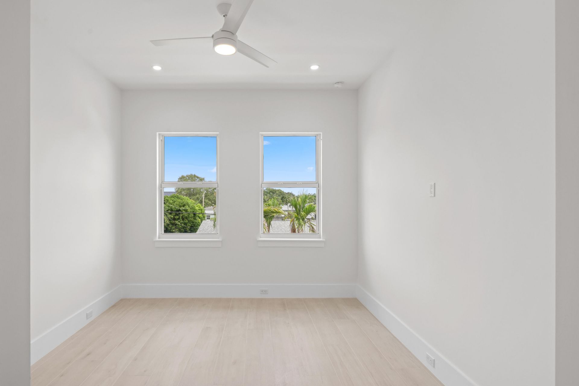 533 Driftwood Road, North Palm Beach, FL 33408 Photo