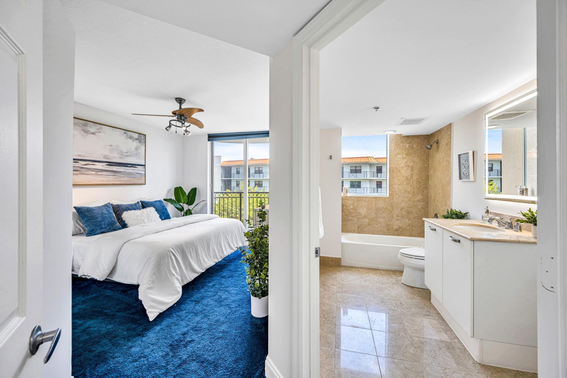 2011 N Ocean Boulevard, Unit 405, Fort Lauderdale, FL 33305 Photo