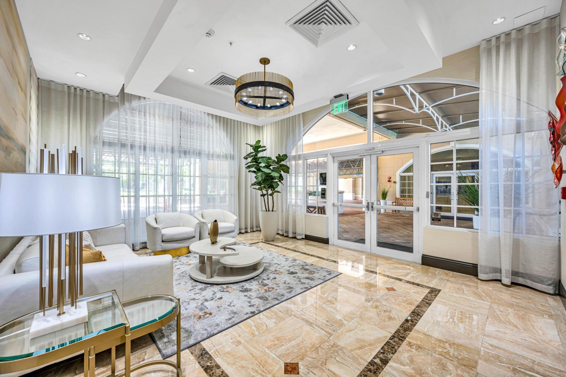 2011 N Ocean Boulevard, Unit 405, Fort Lauderdale, FL 33305 Photo
