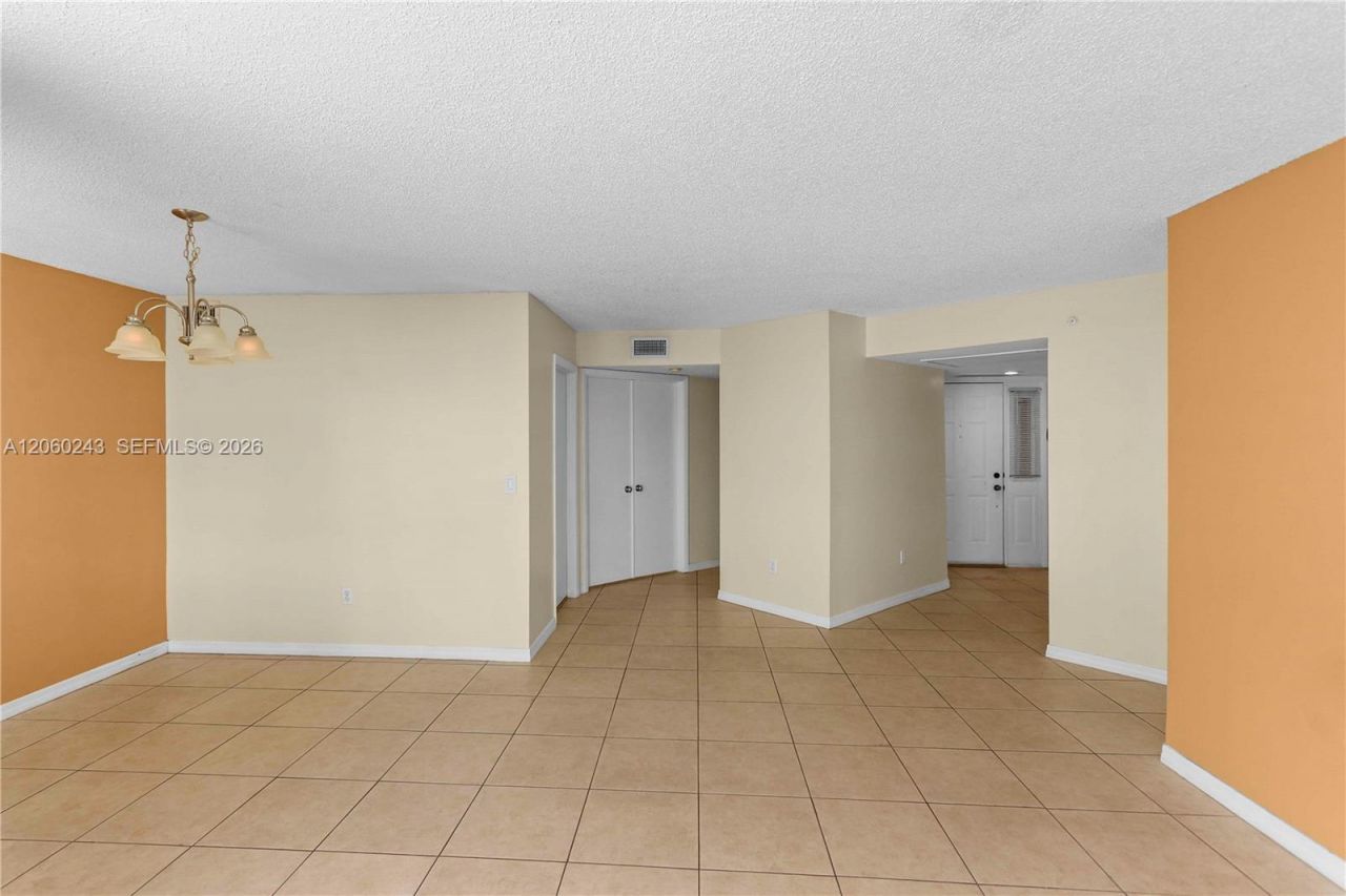 2619 SE 21st Ct, Unit 104-B, Homestead, FL 33035 Photo