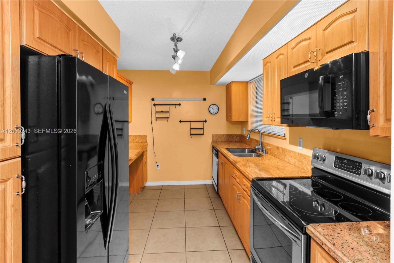 2619 SE 21st Ct, Unit 104-B, Homestead, FL 33035 Photo