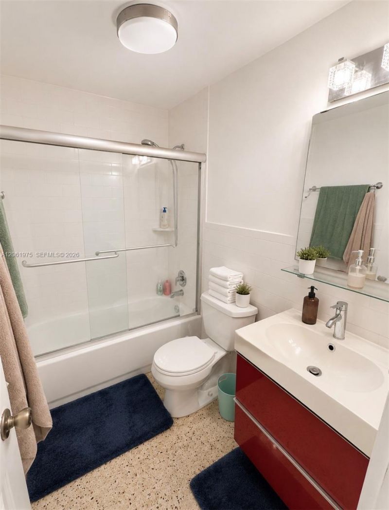 652 NW 3rd St , Unit 306, Miami, FL 33128 Photo