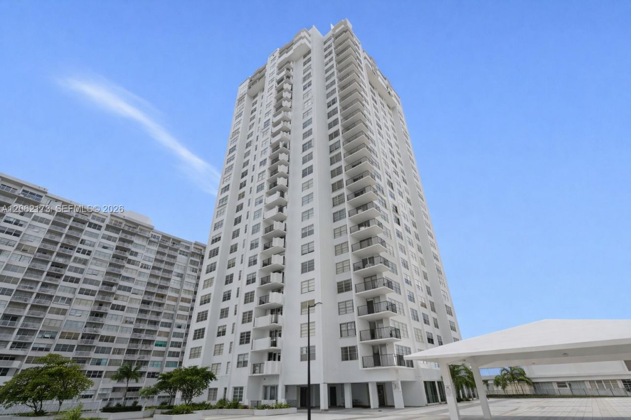 2750 NE 183rd St, Unit 304, Aventura, FL 33160 Photo