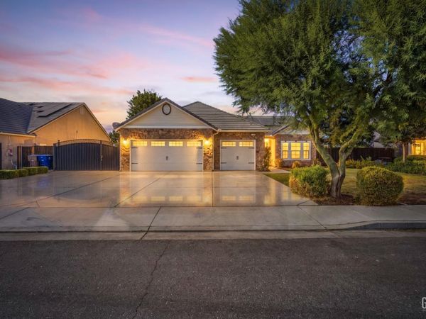 10112 Cranberry Isle Drive, Bakersfield, CA 93314