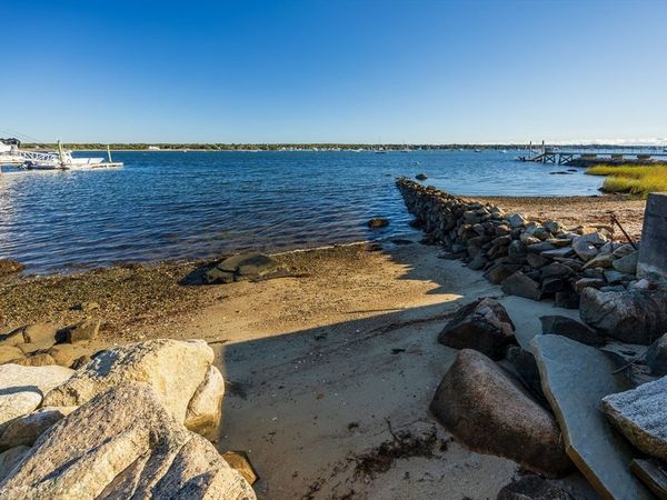 2 Port Way, Mattapoisett, MA 02739