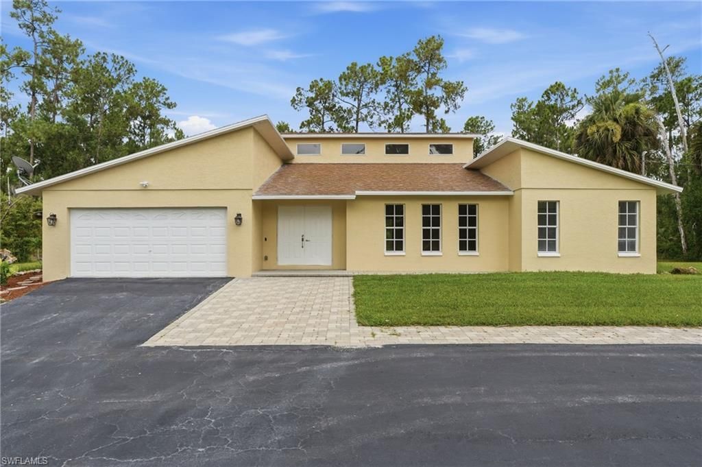 3410 10th Ave Ne, Naples, FL 34120 Photo