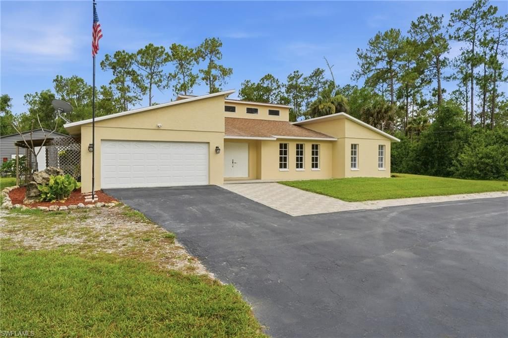 3410 10th Ave Ne, Naples, FL 34120 Photo