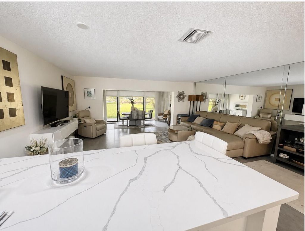 8210 Casa Del Lago, Unit C, Boca Raton, FL 33433 Photo