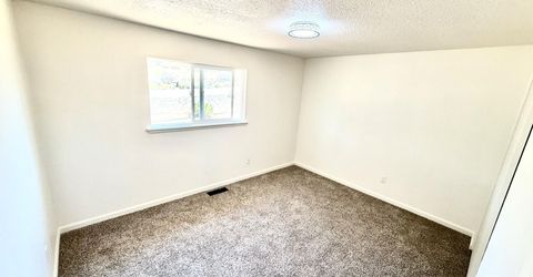 7915 Tholl Drive, Reno, NV 89506 Photo